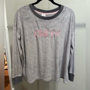 Joyspun Gray Fleece Embroidered Chill Out Longsleeve Pajama Top size medium 8-10
